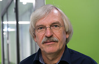 Profile photo of Prof. Dr. Jost Reinecke