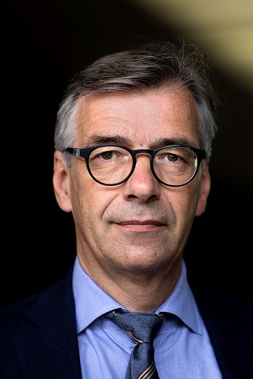 Prof. Dr. Christopher Daase Profile photo of Prof. Dr. Christopher Daase