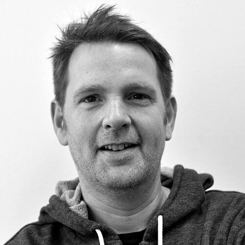 Dr. Felix Axster Profile photo of Dr. Felix Axster